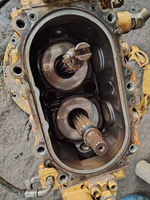 Carter 320D SBS140 Main Pump